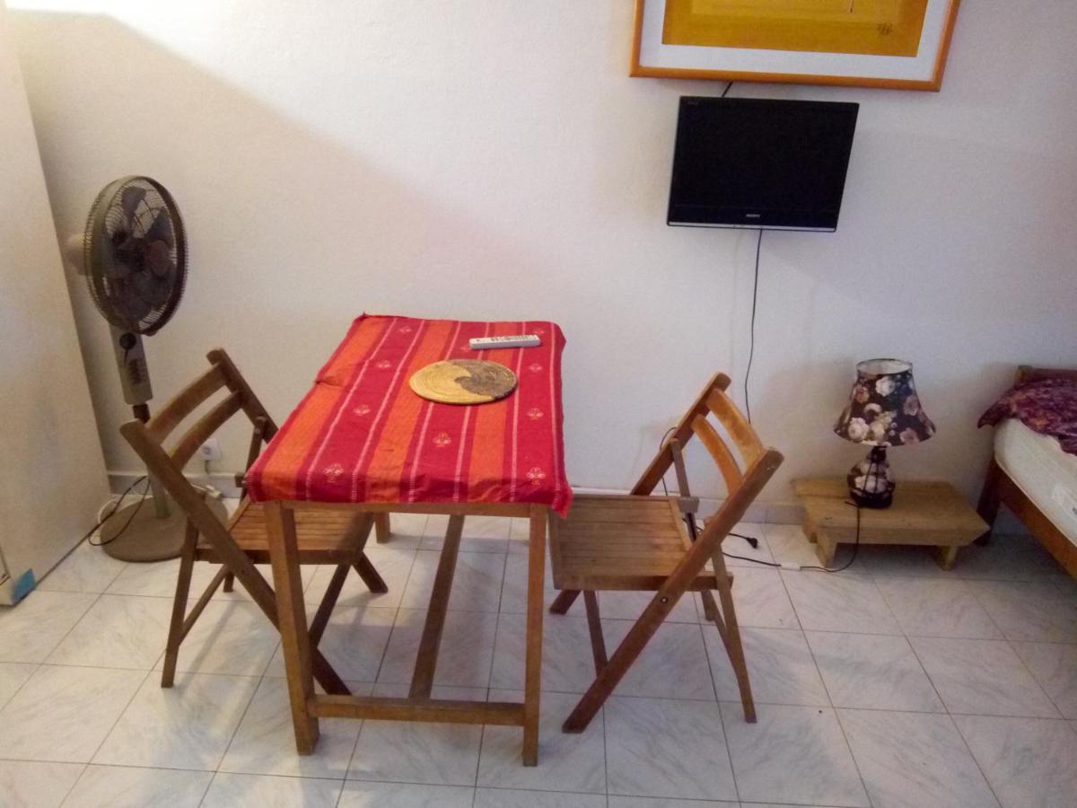 Chez Max Et Khady Apartamento Dakar Exterior foto